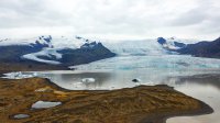 Nordlichter, Gletscher und Wasserfälle aus Eis – der Winter in Island