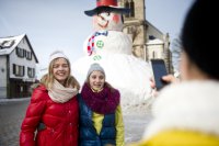  XXL-Schneemann Jakob feiert 30. Geburtstag!