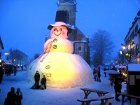 Deutschlands größter Schneemann im Fichtelgebirge