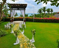 Hochzeit und Flittern in den AYANA Resorts am Indischen Ozean
