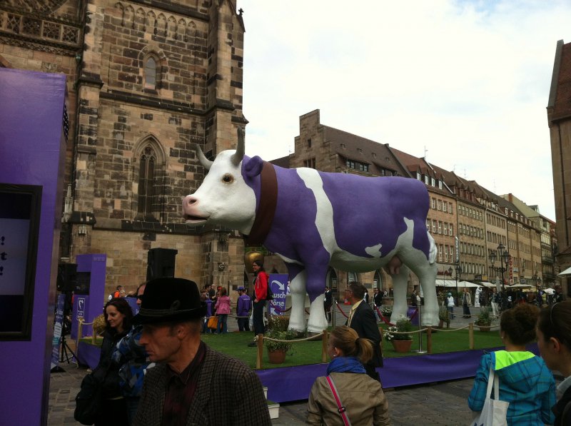 milka-cow-261009_1920